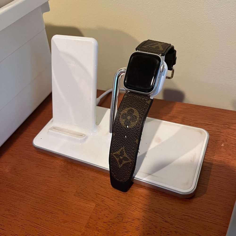 Apple Watch Series 4 - 40mm size, Louis Vuitton strap and charging base included